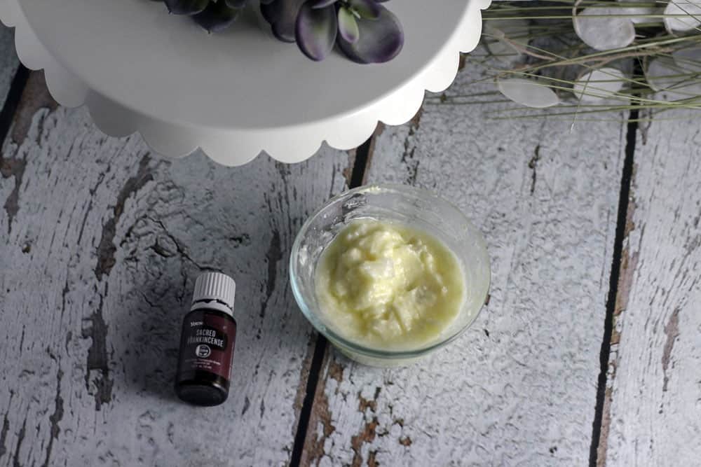 DIY frankincense face cream is the perfect anti-aging skin care you can trust. #antiaging&nbsp;#antiagingcream&nbsp;#AntiWrinkle&nbsp;#diyskincare&nbsp;#moisturizing&nbsp;&nbsp;#skincare